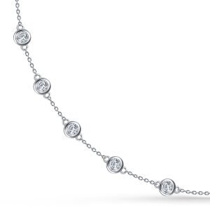 Diamond pendant Necklaces